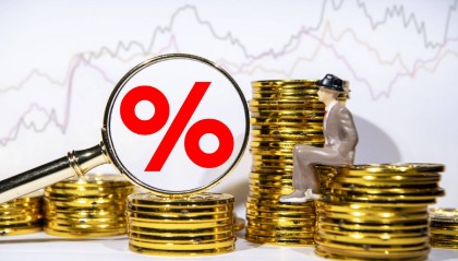 央行行長潘功勝：地方債務、房地產(chǎn)市場風險目前總體處于收斂狀態(tài)