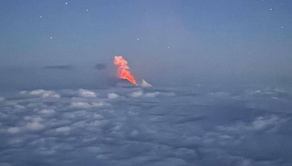 俄羅斯堪察加半島一火山噴發(fā)