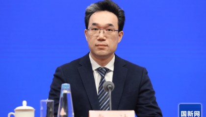 國(guó)家發(fā)改委：今年消費(fèi)者買(mǎi)手機(jī)、平板、智能手表手環(huán)有補(bǔ)貼