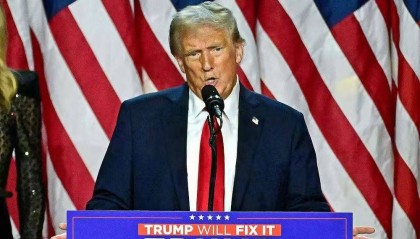 特朗普發(fā)動(dòng)清算，1300名反華分子收到通知，卷鋪蓋走人一個(gè)不留