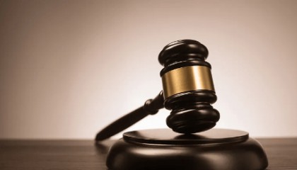 婚禮后同居近一年無夫妻之實(shí)，新郎起訴返還財(cái)產(chǎn)稱新娘“不讓碰”，女方被判返還18萬元彩禮