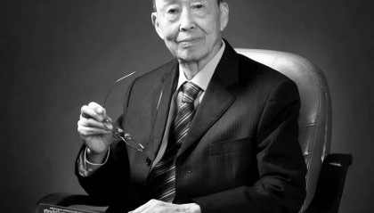 痛別！他于8時22分離世