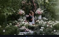 泰勒·斯威夫特官宣與男友訂婚：你的英語(yǔ)老師和體育老師訂婚