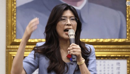 金燦榮：剛上臺(tái)就被立了個(gè)下馬威，鄭麗文能把國民黨扶上墻嗎？