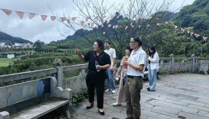 貴陽市觀山湖區(qū)關(guān)工委赴百花湖鎮(zhèn)調(diào)研民宿建設(shè)和發(fā)展情況