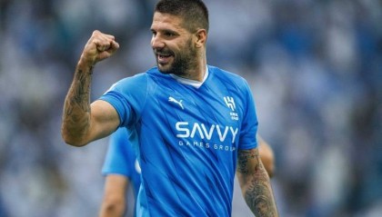 曼晚：霍伊倫打算離開曼聯(lián)，后者有可能簽下米特洛維奇作為替代者