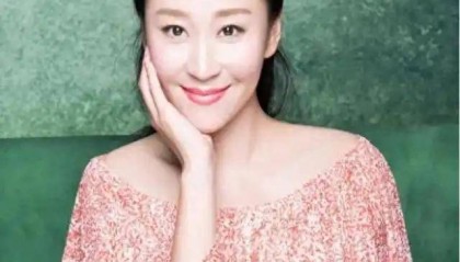 苗圃：父親病重讓羅晉掏空積蓄，出院后轉(zhuǎn)身嫁給了大21歲百億富商