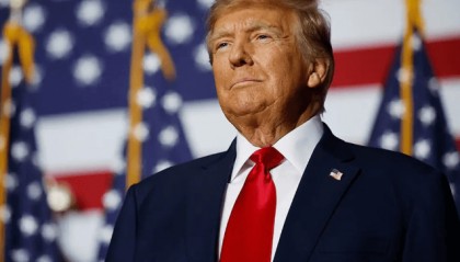 中美即將談妥了？就在談判關(guān)鍵時(shí)刻，特朗普突然下了道“命令”，先對(duì)中國(guó)退一步？