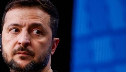 澤連斯基下臺成定局？俄媒爆料，美英密會繞開烏克蘭，新總統(tǒng)已定