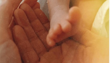 知名女演員官宣生娃并曬照