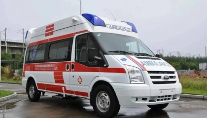 “3公里，1800元”！臨終老人“回家路”竟成“黑救護車”的宰客路