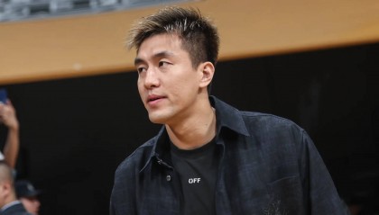 廣州領(lǐng)隊(duì):郭艾倫剛受傷時失明 術(shù)后視力逐漸恢復(fù)