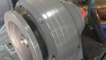 KAZ97-Y22KW-4P減速機KAZ97DRE160MC4-27.87-M4-180安裝方式是多