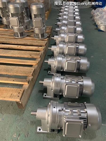 R57-Y1.5KW-4P減速機(jī)R57DRE132MC4-37.91-M5-180°齒輪型號(hào)是多少