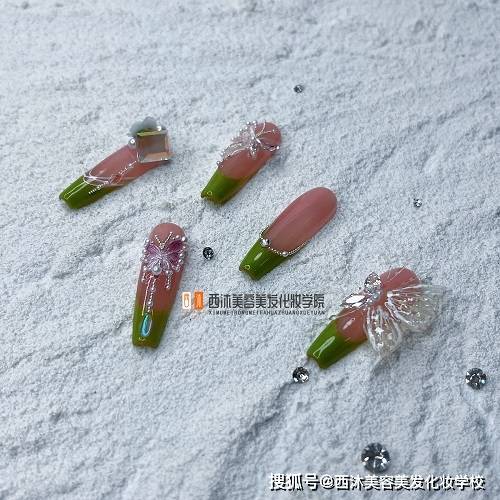 西安學(xué)美甲哪里好？