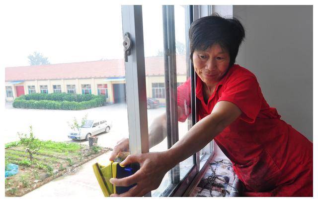 55歲大媽做保姆創(chuàng)業(yè)，不想做無用之人，也不想麻煩子女