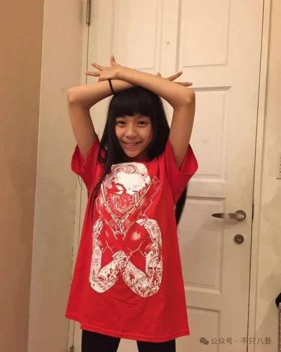 前幾年還被嘲長得土，如今逆襲成大美女了？！