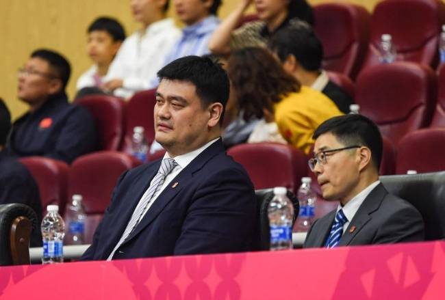 媒體人:宮魯鳴回歸郭士強上任 意味姚明失去總局領(lǐng)導(dǎo)信任