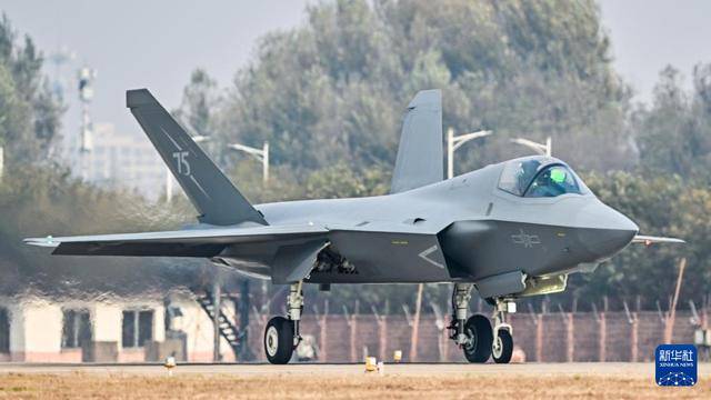 中國空軍殲-35A、紅-19等新型裝備將首次公開亮相
