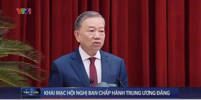 越南“反浪費斗爭”，兩名越共中央委員被免職