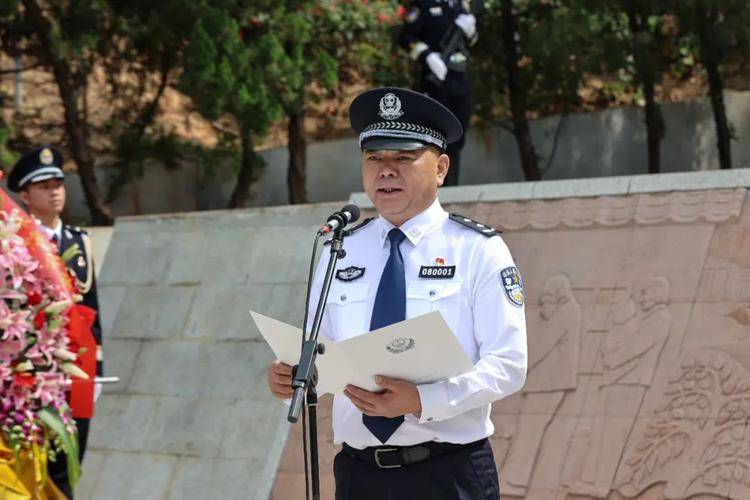 珠海越野車撞人事件即將滿月 正副市長、香洲正副區(qū)長同日調(diào)整
