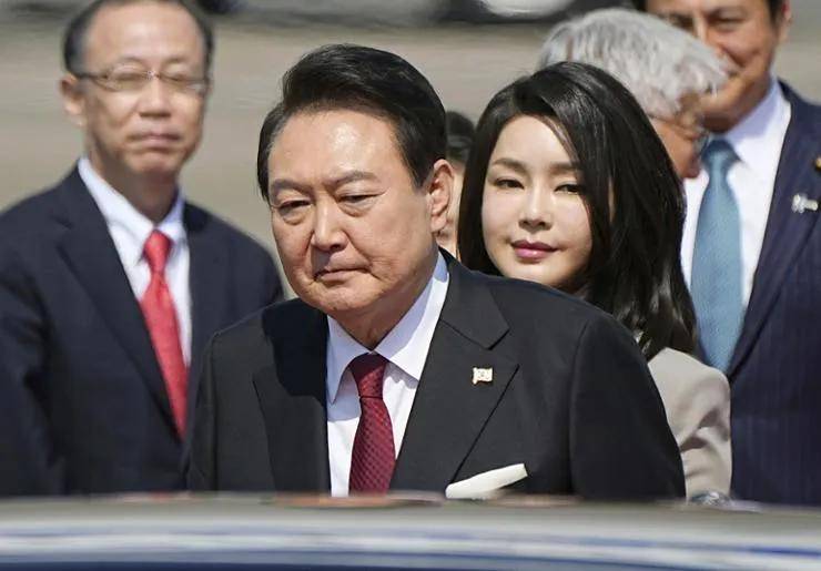 韓國政變“驚天大瓜”！尹錫悅挑釁金正恩，想假扮朝軍潛入首爾？