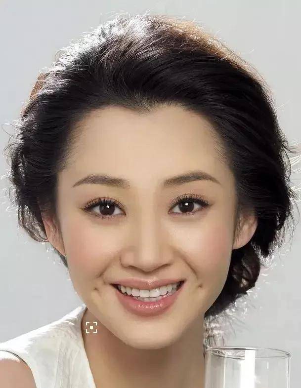 事實證明，55歲“無人敢娶”的許晴，才是真正的人間清醒！