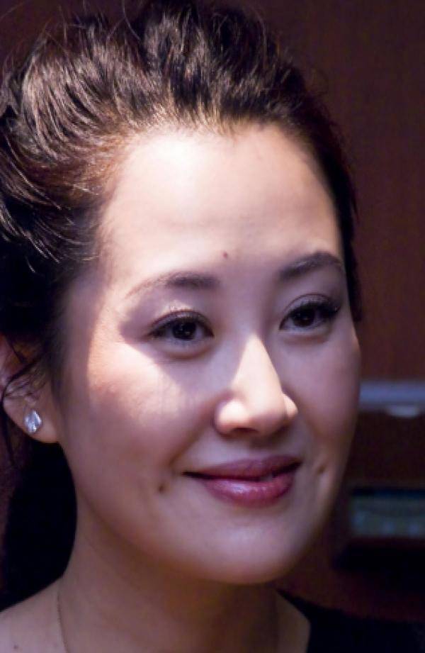 事實證明，55歲“無人敢娶”的許晴，才是真正的人間清醒！