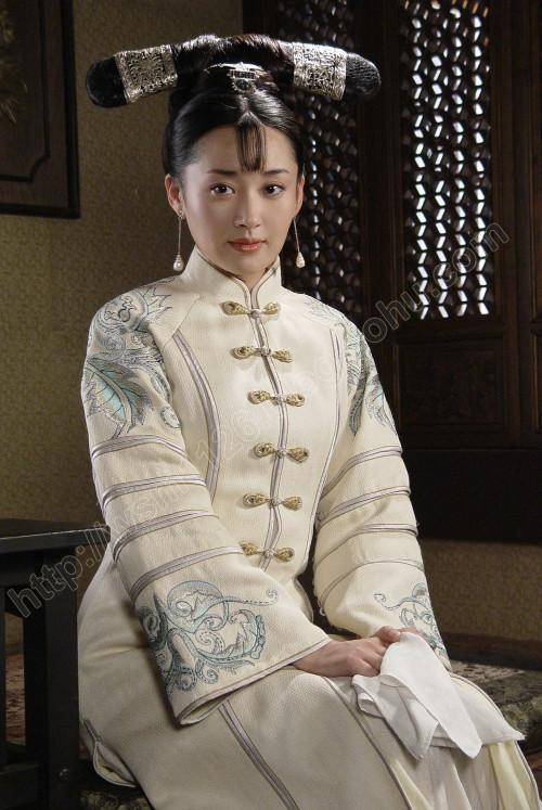 事實證明，55歲“無人敢娶”的許晴，才是真正的人間清醒！