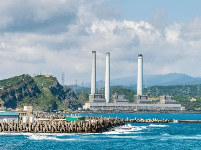 解放軍不費(fèi)一槍一彈，7天內(nèi)，臺(tái)灣將無(wú)電可發(fā)！島內(nèi)風(fēng)向大變