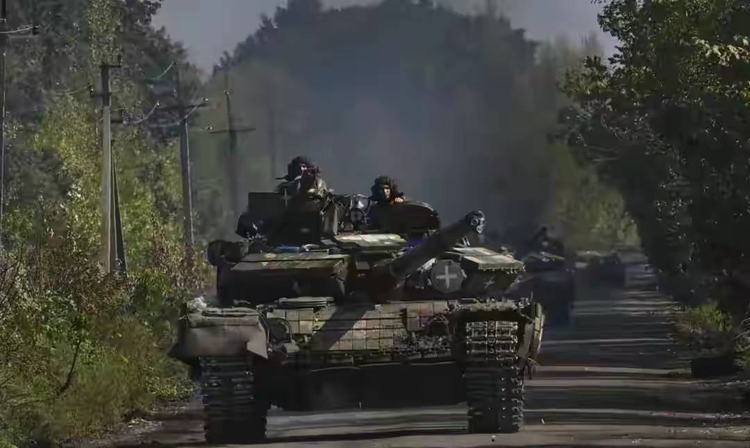 鬧大了！朝鮮軍隊(duì)突襲烏克蘭，中方收到求救信號(hào)，幫還是不幫？