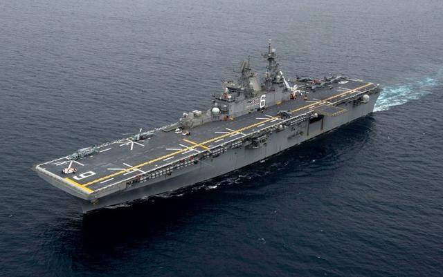 076型下水，四川喜提4萬余噸巨艦，首個無人機“母艦”誕生？