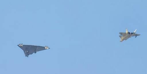 俄軍事專家：中國下一代戰(zhàn)機研發(fā)，是為贏得21世紀空中比拼的認真嘗試