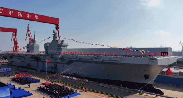 076四川艦到底余了幾萬(wàn)噸？神秘的黑色飛機(jī)又是啥？