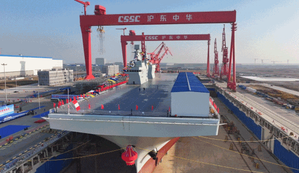 076四川艦到底余了幾萬(wàn)噸？神秘的黑色飛機(jī)又是啥？