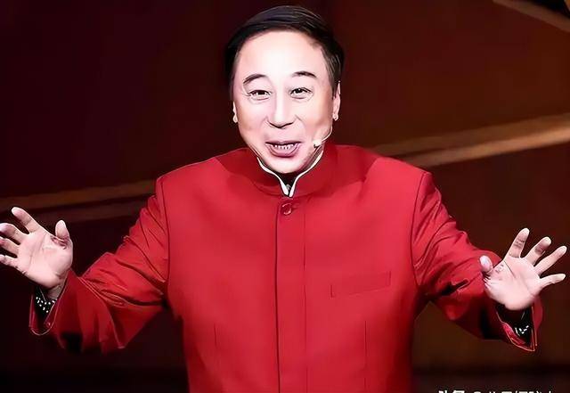 從相聲奇才到“階下囚”，當(dāng)紅時拋下馮鞏移居海外后，劉偉怎樣了