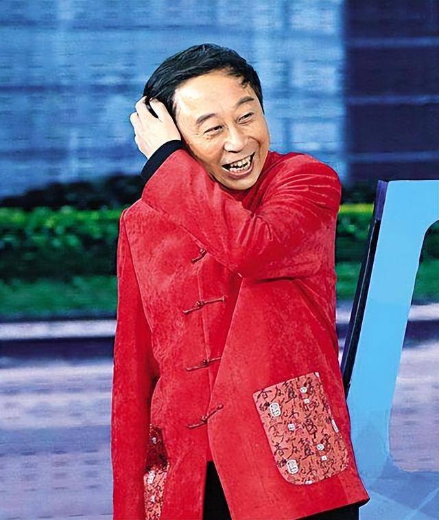 從相聲奇才到“階下囚”，當(dāng)紅時拋下馮鞏移居海外后，劉偉怎樣了