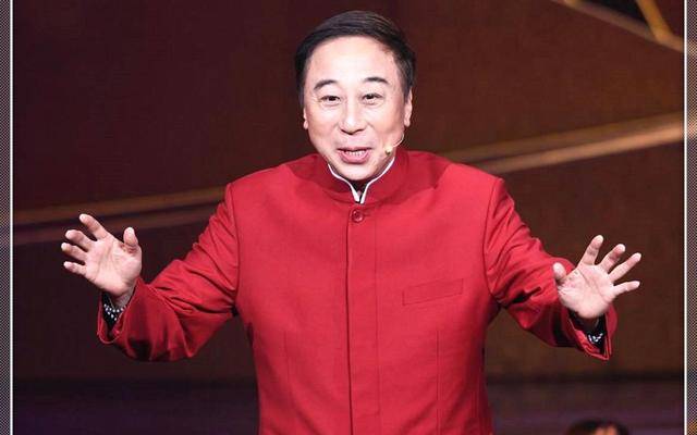 從相聲奇才到“階下囚”，當(dāng)紅時拋下馮鞏移居海外后，劉偉怎樣了