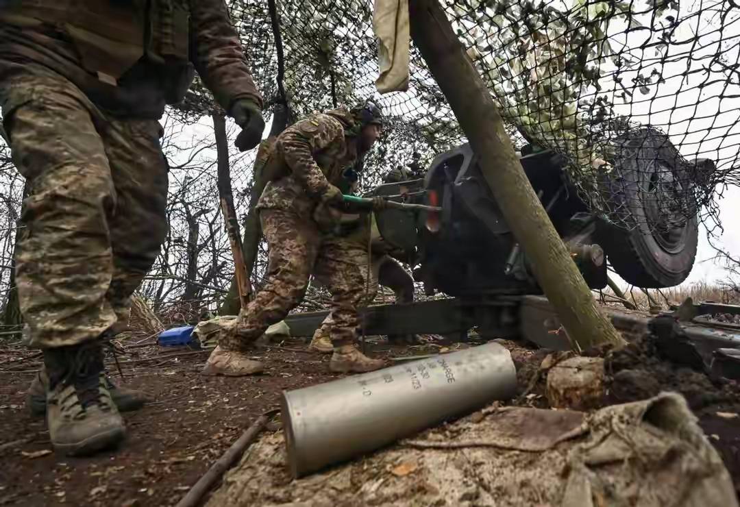 70枚導(dǎo)彈從天而降，烏軍多名高官被撤，普京報(bào)復(fù)太狠，美毫無(wú)辦法