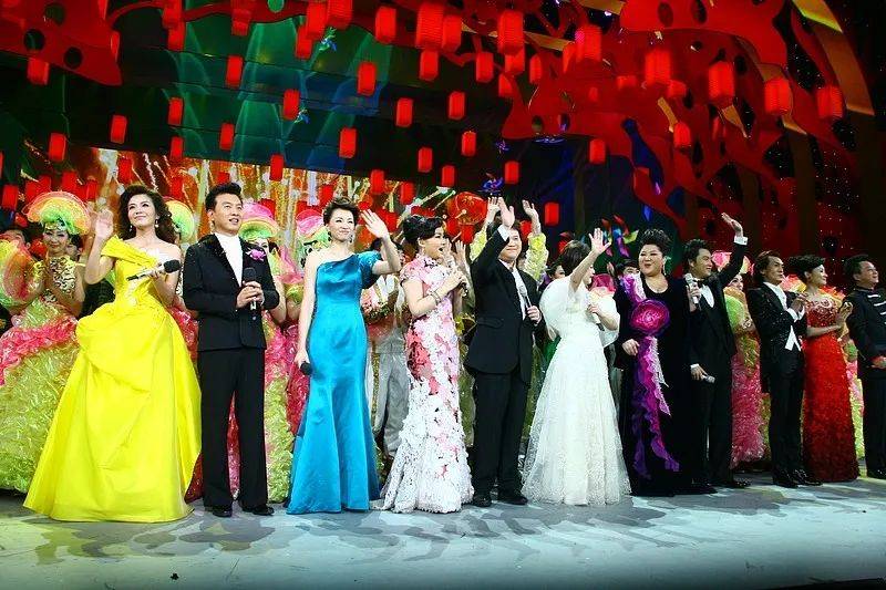 “好久不見！”春晚經(jīng)典組合又同框