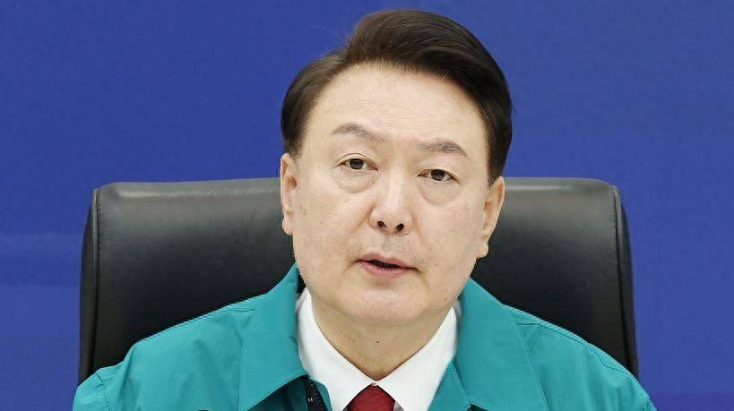 韓國政壇轟動！尹錫悅拒逮捕，軍方站臺，公調處能否一網(wǎng)打盡？