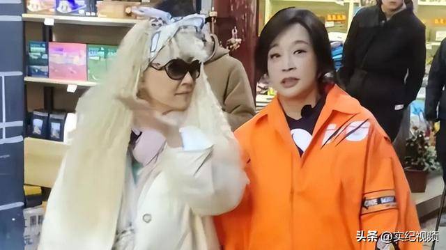 這次，被扒了個底朝天的李小冉，徹底顛覆了大眾對她的固有認(rèn)知！