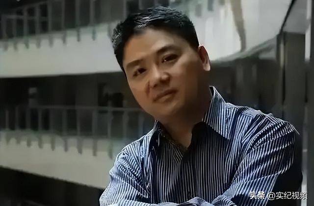 坐擁742億，卻救不了43歲妹妹！把外甥當(dāng)親子，一年給100萬(wàn)撫養(yǎng)費(fèi)