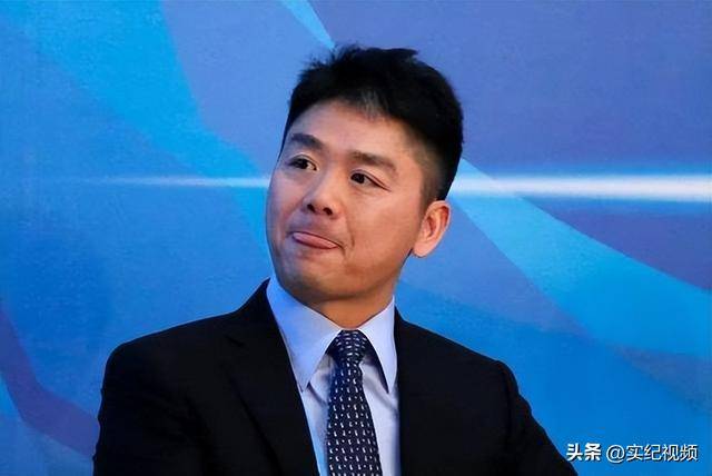 坐擁742億，卻救不了43歲妹妹！把外甥當(dāng)親子，一年給100萬(wàn)撫養(yǎng)費(fèi)
