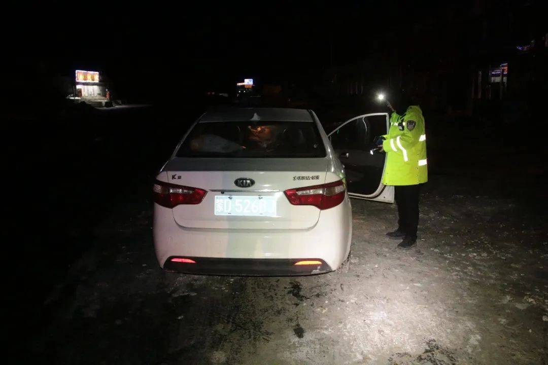 內(nèi)蒙古：“砰”的一聲巨響，轎車撞上了行人！悲劇發(fā)生只因司機(jī)的一個(gè)行為……
