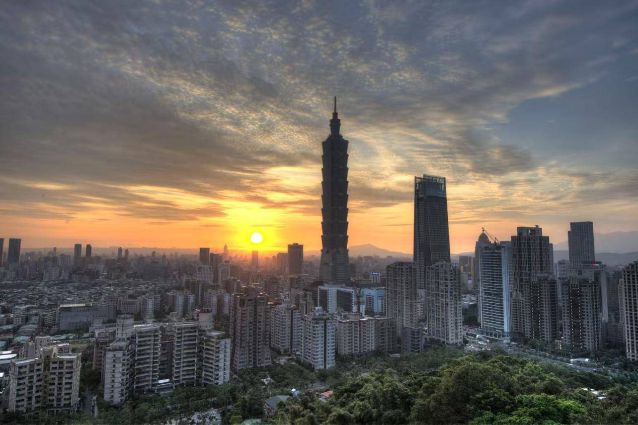 就在剛剛！解放軍不再口頭警告，臺海上演正式交鋒，釋放信號強(qiáng)烈