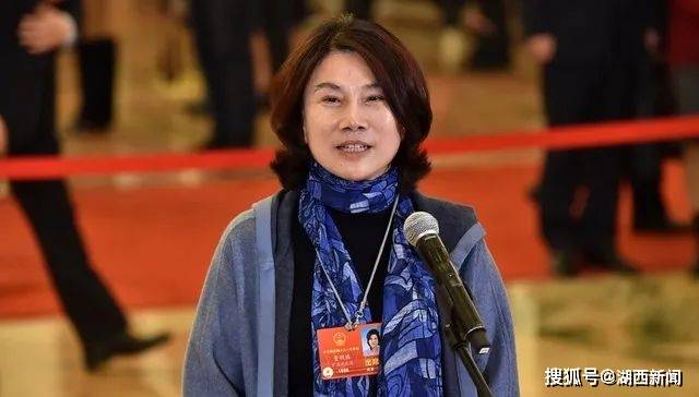 董明珠：建議將個(gè)稅起征標(biāo)準(zhǔn)提高至1萬(wàn)元