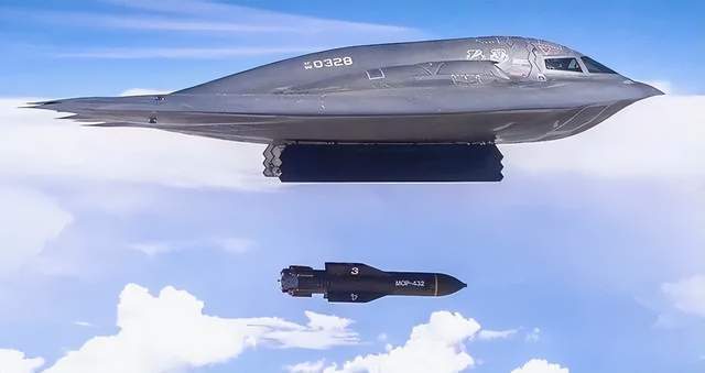 空軍副司令：轟-20很快了！網(wǎng)友：殲-36都來了，轟-20還要多久？