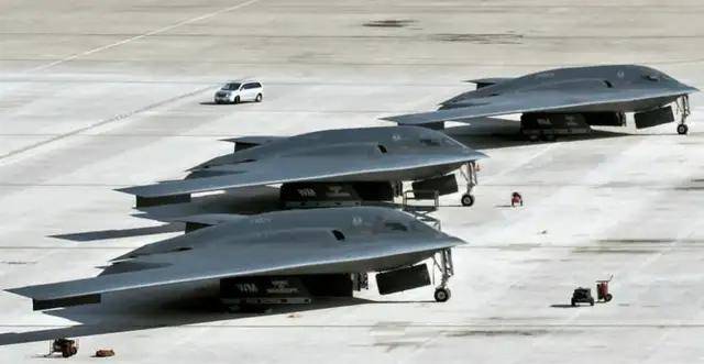 空軍副司令：轟-20很快了！網(wǎng)友：殲-36都來了，轟-20還要多久？