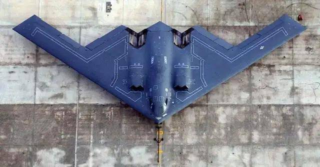 空軍副司令：轟-20很快了！網(wǎng)友：殲-36都來了，轟-20還要多久？